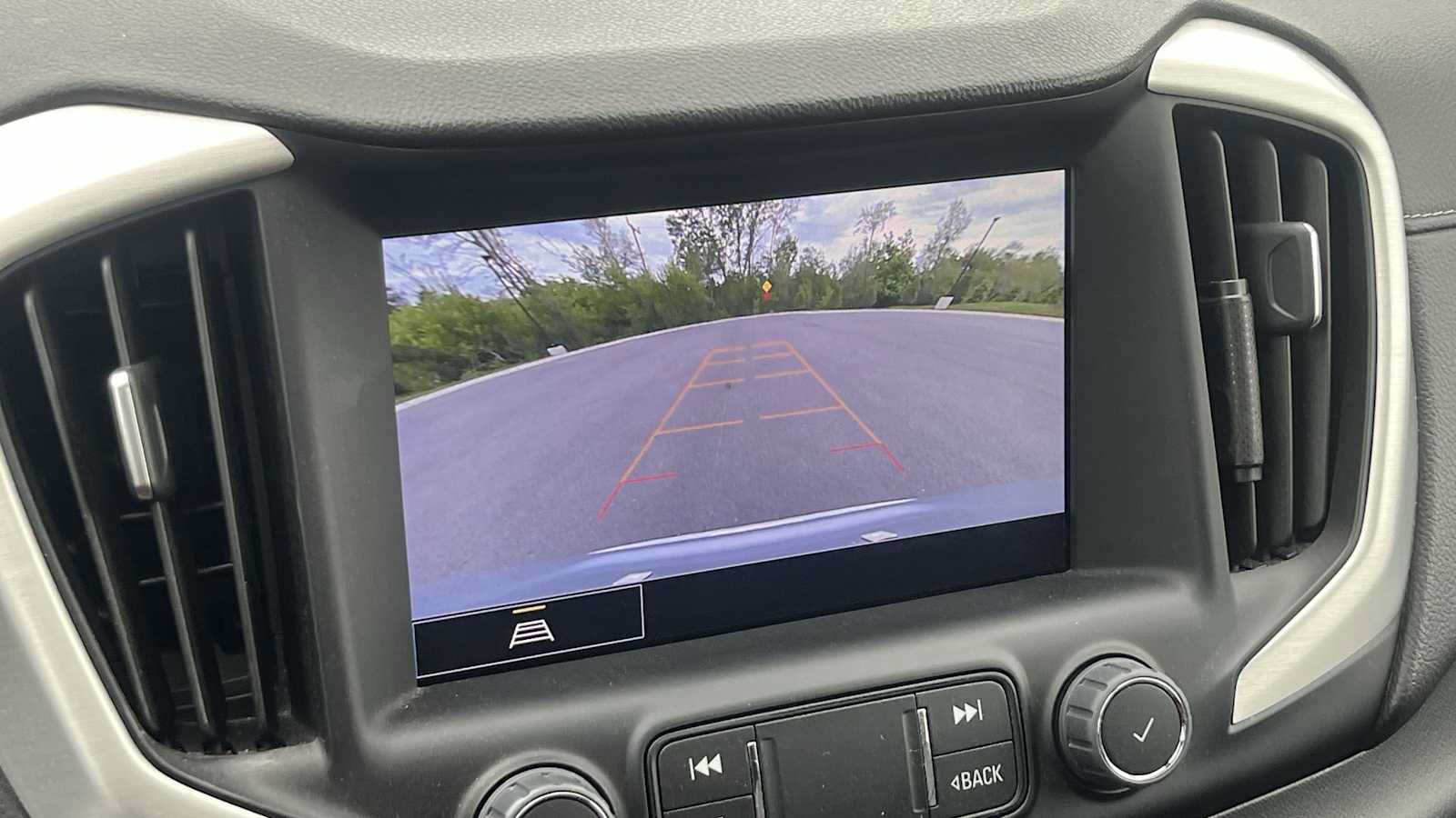 Used 2022 GMC Terrain SLT w/ Infotainment Package II AWD/4WD image 48
