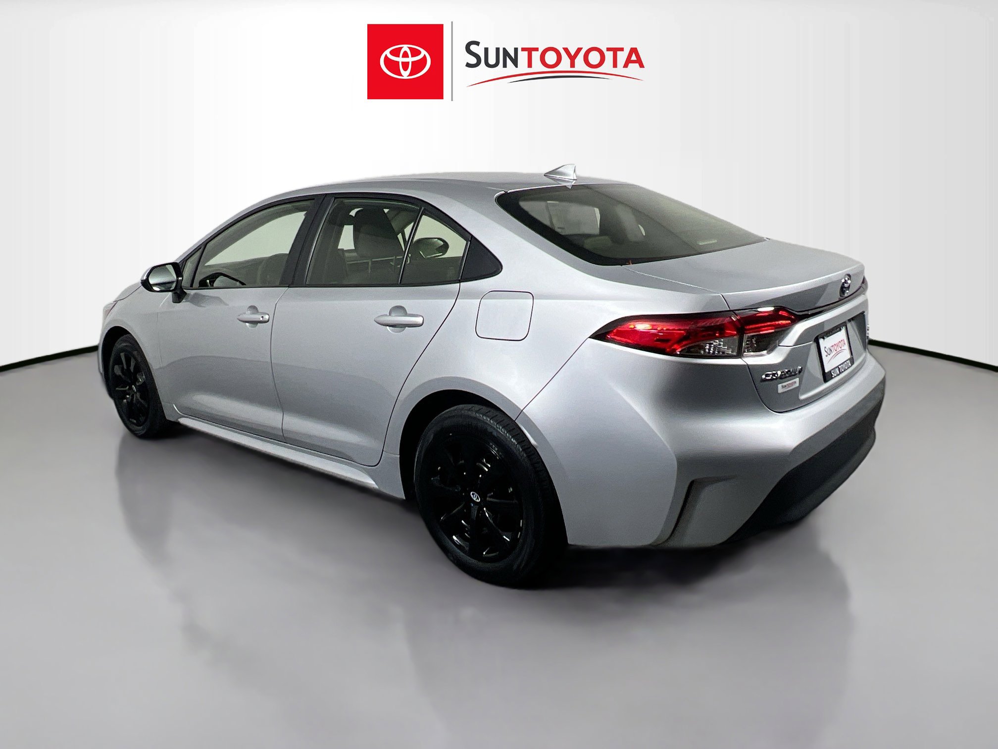 Used 2025 Toyota Corolla LE image 6