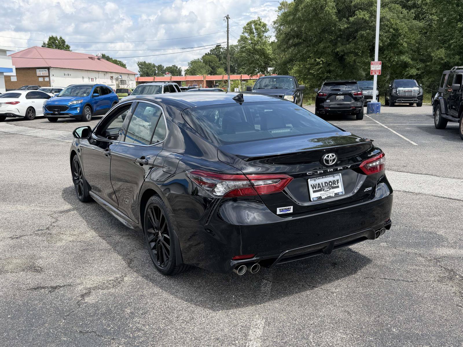 Used 2024 Toyota Camry XSE w/ Cold Weather Package FWD image 4