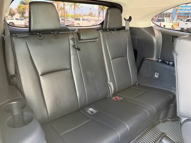 Used 2023 Toyota Highlander XLE FWD image 19