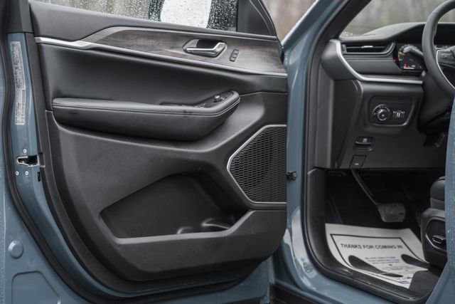 New 2026 Jeep Grand Cherokee L Limited image 43