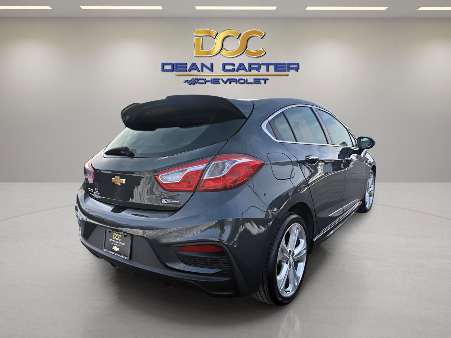 Used 2018 Chevrolet Cruze Premier FWD image 6