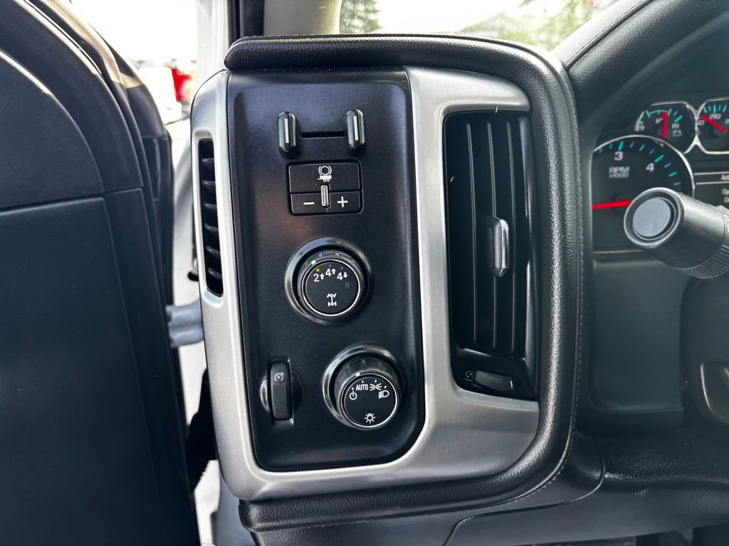 Used 2018 GMC Sierra 3500 SLE image 14