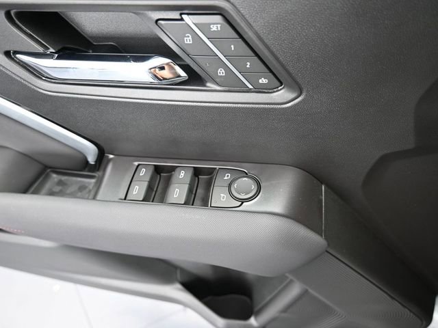 New 2025 Chevrolet Colorado Z71 w/ Technology Package image 36