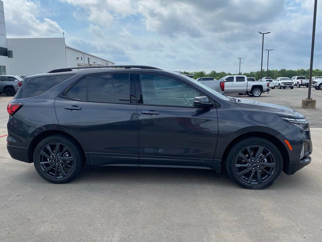 Used 2023 Chevrolet Equinox RS image 6