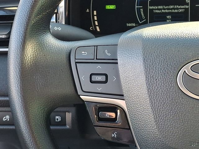 Used 2025 Toyota Camry LE image 24