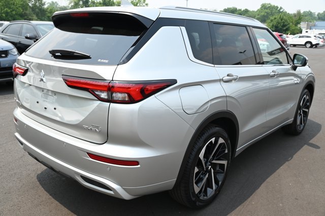 New 2023 Mitsubishi Outlander SEL AWD/4WD image 2