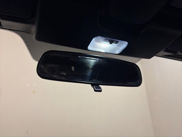 Used 2017 FIAT 124 Spider Classica image 25