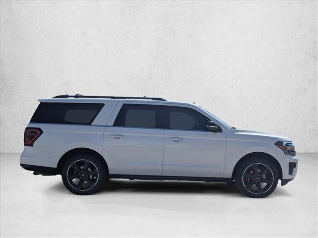 Used 2022 Ford Expedition Max Limited AWD/4WD image 4