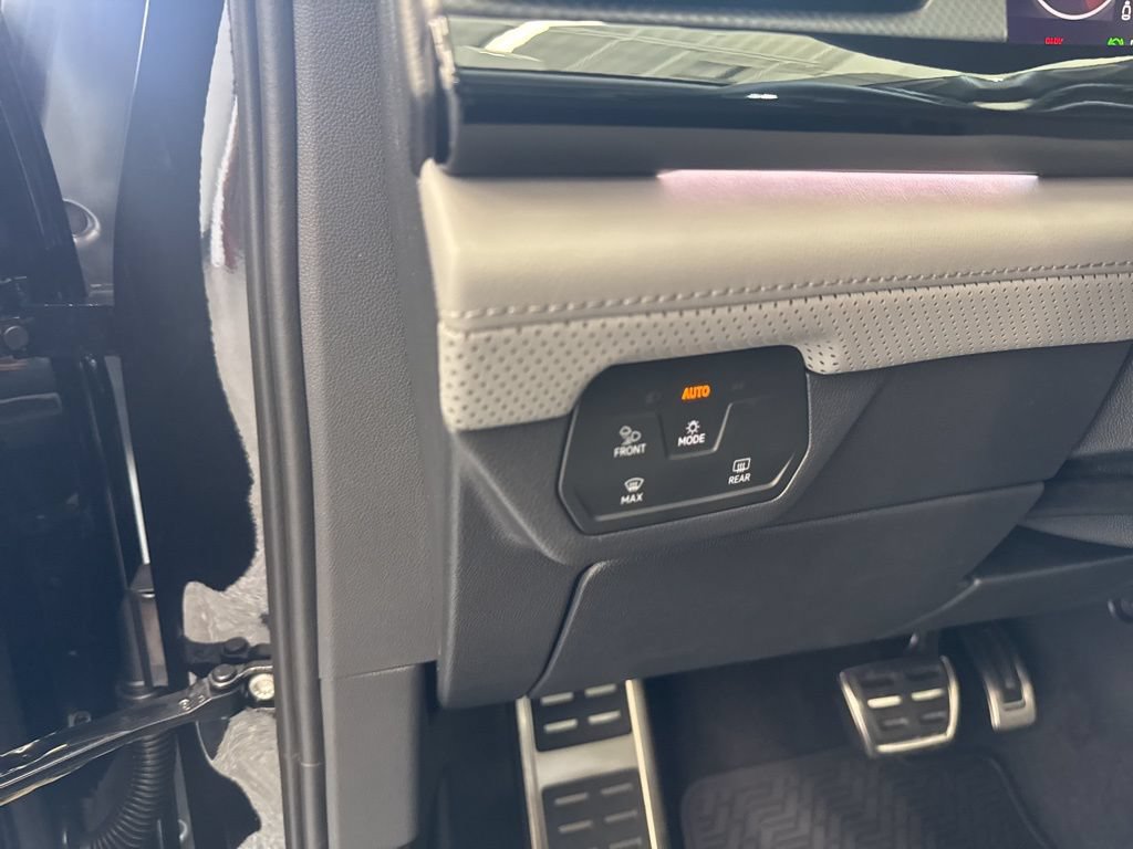 New 2026 Volkswagen Atlas Peak Edition AWD/4WD image 14