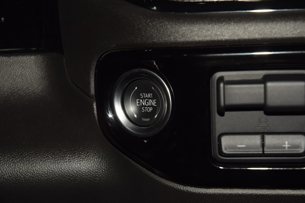 Used 2024 Chevrolet Silverado 1500 ZR2 w/ ZR2 Bison Edition AWD/4WD image 38