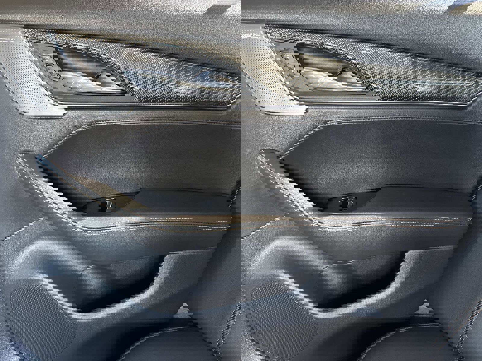 Certified 2022 Cadillac CT5 V w/ Premium Package image 16