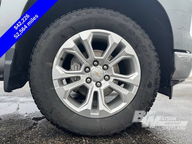 Used 2023 Chevrolet Silverado 1500 LTZ w/ Z71 Off-Road Package AWD/4WD image 11