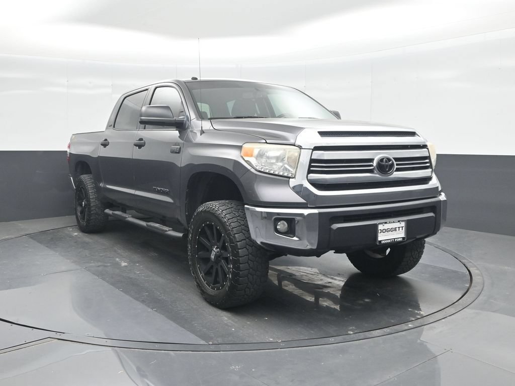 Used 2017 Toyota Tundra SR5 w/ SR5 Upgrade Package RWD image 8