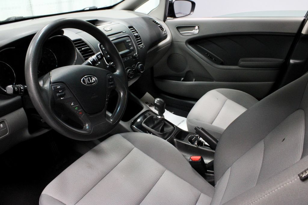 Used 2017 Kia Forte LX FWD image 22