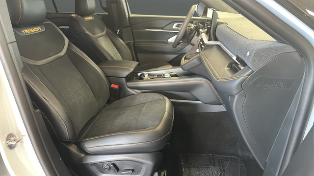New 2026 Ford Explorer Tremor w/ Tremor Ultimate Package AWD/4WD image 24