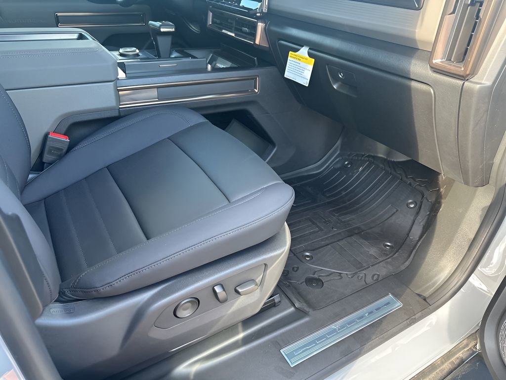 New 2025 GMC Hummer EV 2X image 17