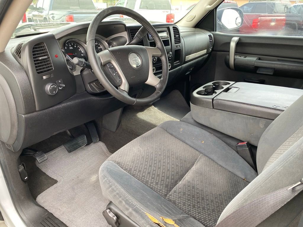 Used 2007 Chevrolet Silverado 2500 LT RWD image 16