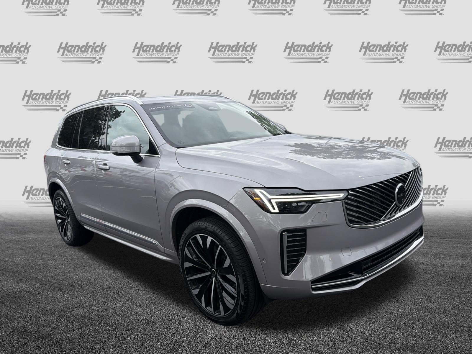 Certified 2026 Volvo XC90 B6 Plus AWD/4WD image 2