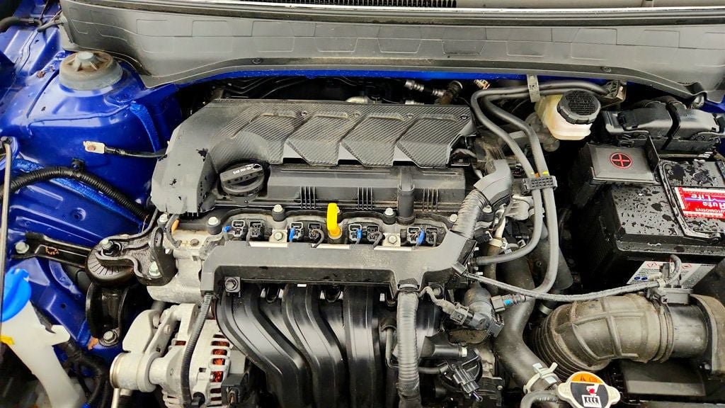 Used 2023 Hyundai Venue SEL FWD image 27