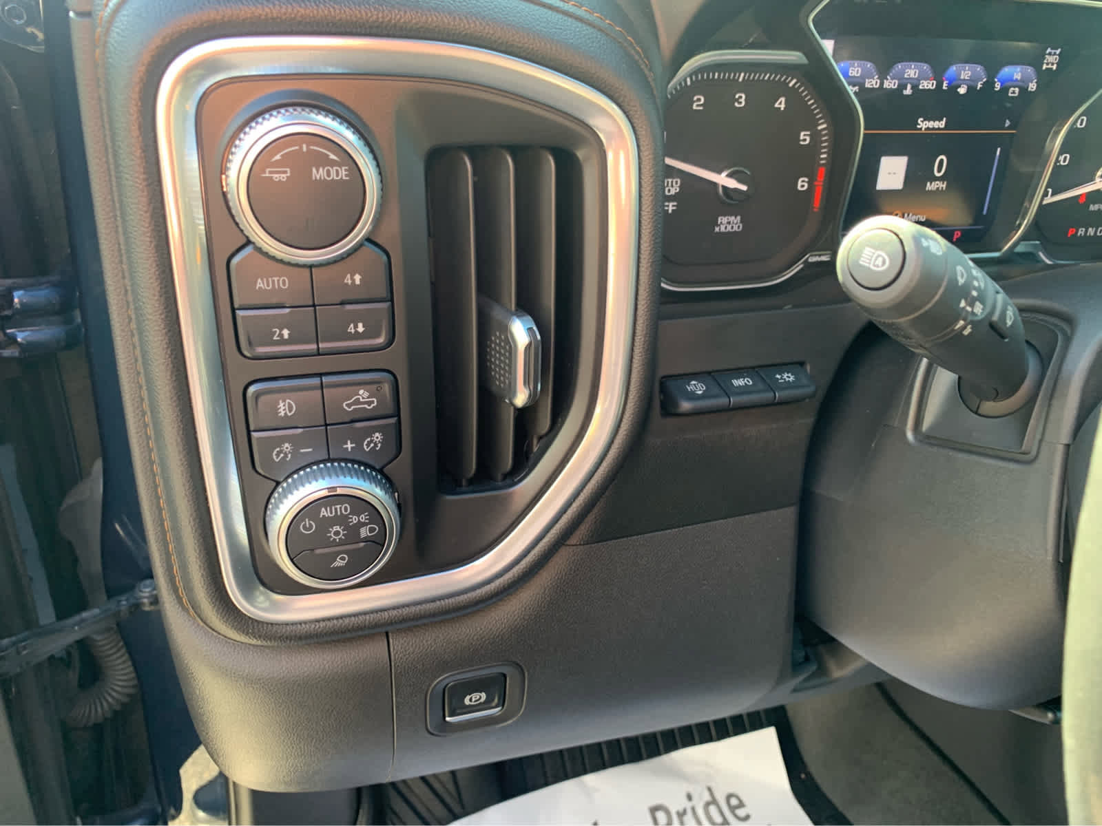 Used 2020 GMC Sierra 1500 AT4 w/ AT4 Premium Package image 15