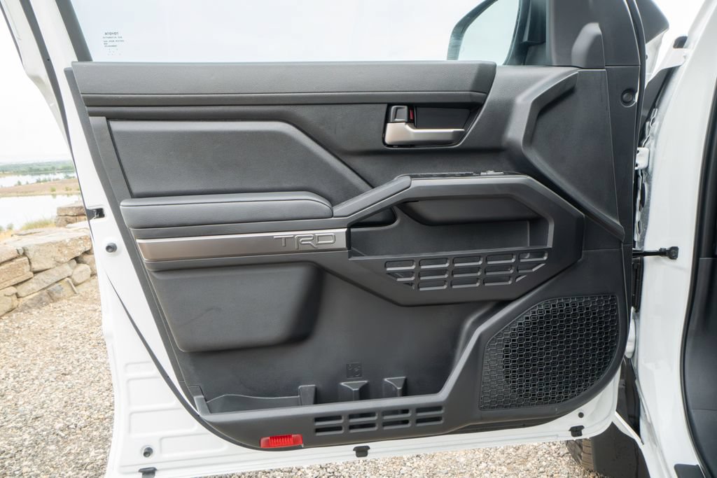Used 2025 Toyota Tacoma TRD Off-Road AWD/4WD image 10