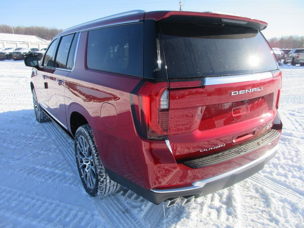 New 2026 GMC Yukon XL Denali w/ Sun & Power Step Package image 7