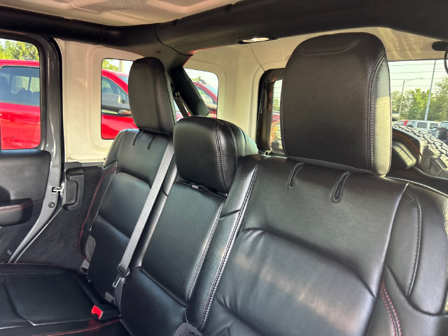 Used 2021 Jeep Wrangler Unlimited Rubicon w/ Dual Top Group AWD/4WD image 8