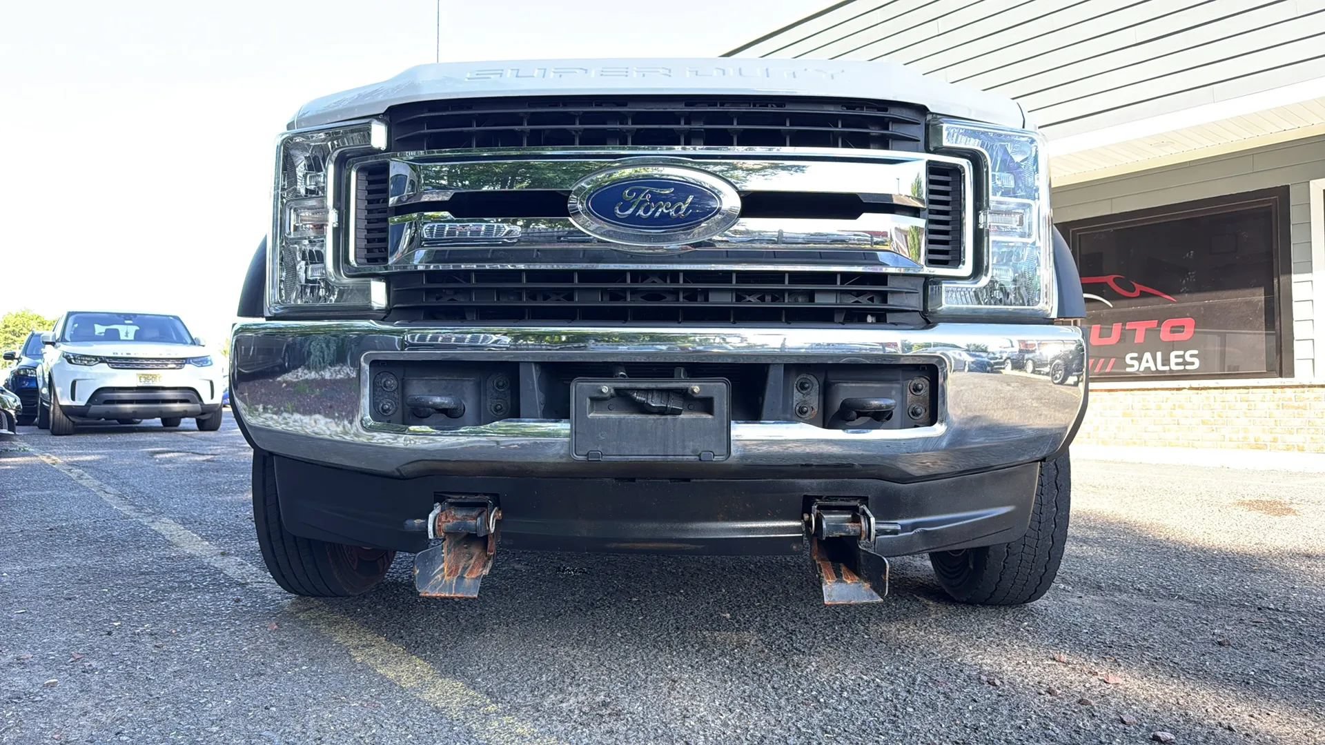 Used 2019 Ford F550 4x4 Crew Cab Super Duty w/ XLT Value Package image 49