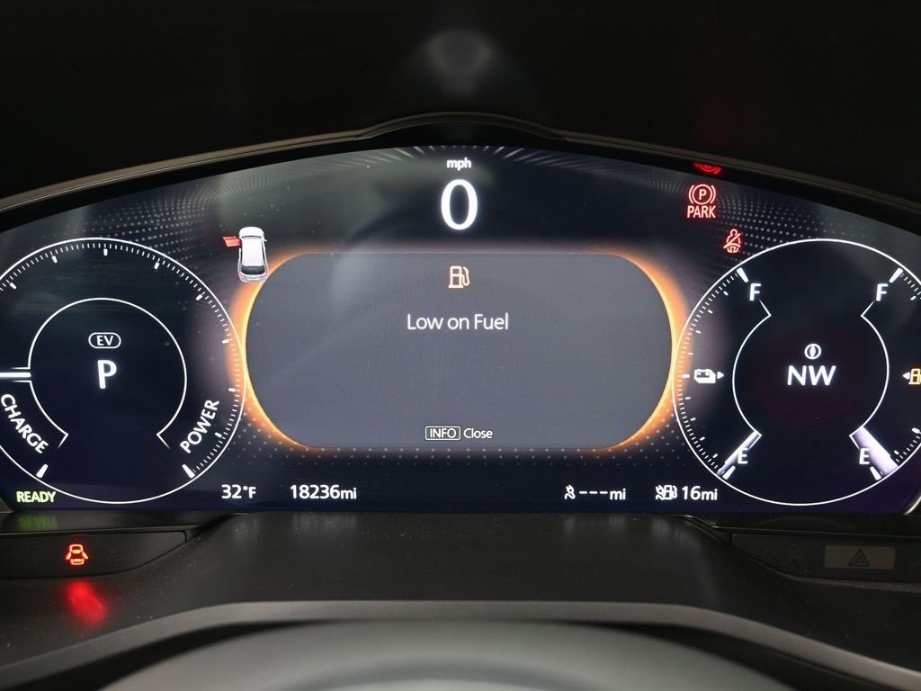 Used 2024 MAZDA CX-90 Plug-In Hybrid w/ Premium Plus image 22