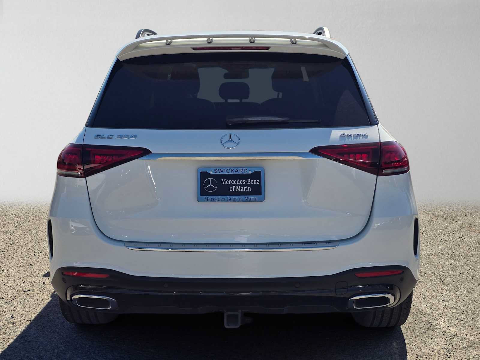Used 2022 Mercedes-Benz GLE 350 4MATIC w/ AMG Line Exterior image 4