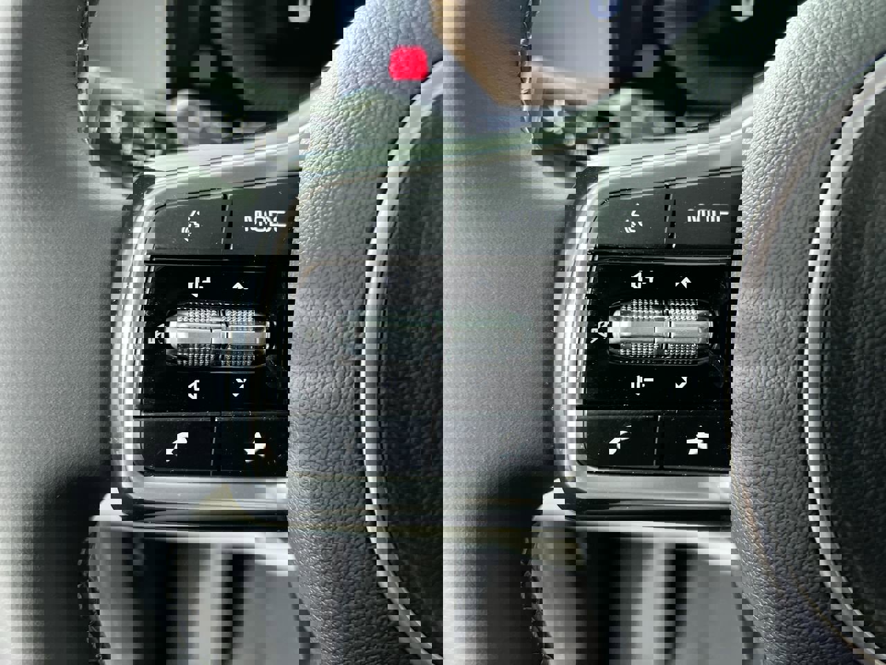 New 2026 Kia Sorento EX image 18