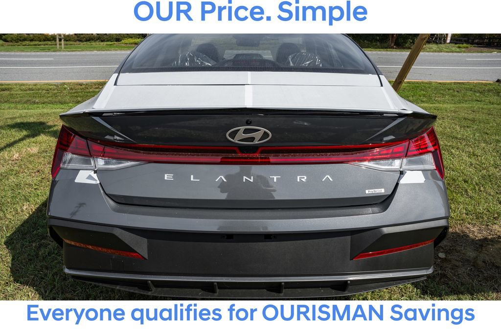New 2025 Hyundai Elantra SEL image 5