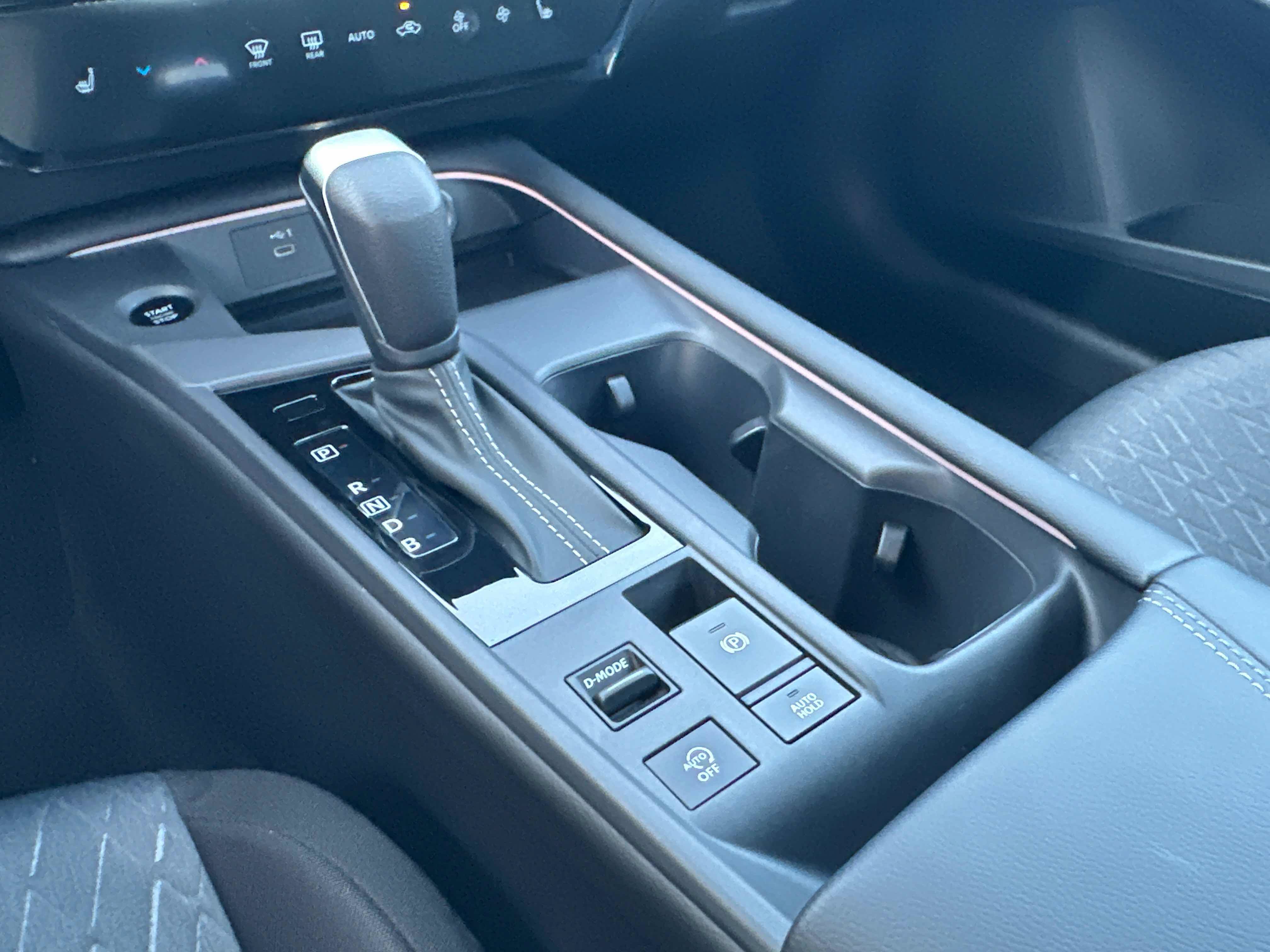 New 2026 Nissan Sentra SV w/ SV Convenience Package FWD image 30