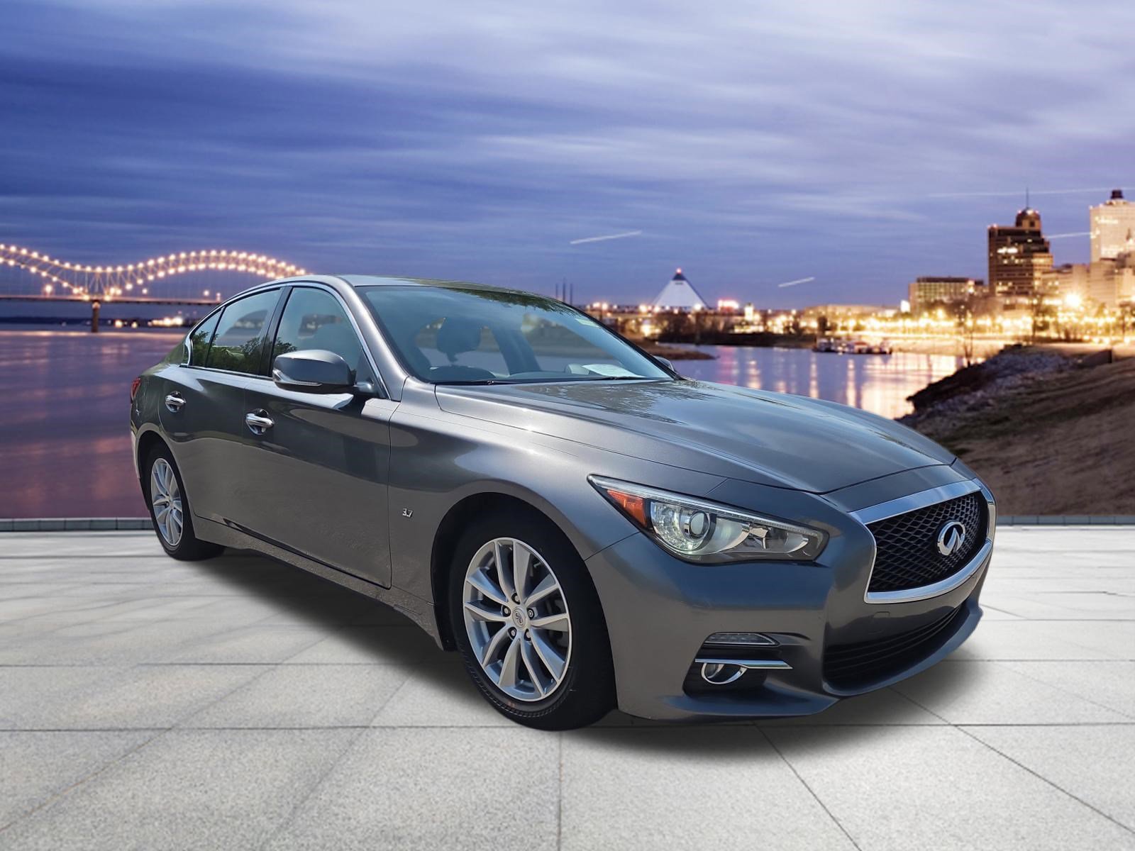 Used 2015 INFINITI Q50 Premium w/ Navigation Package image 4