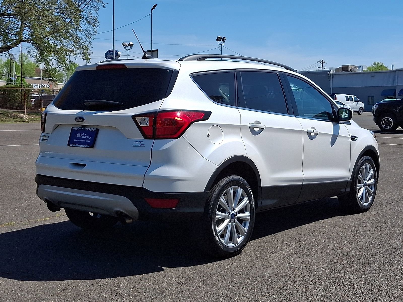 Used 2019 Ford Escape SEL AWD/4WD image 7