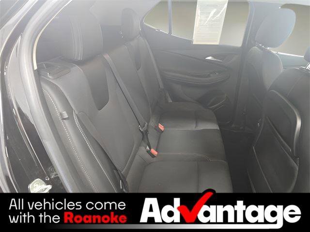 Used 2022 Buick Encore GX Preferred w/ Sport Touring Package image 10