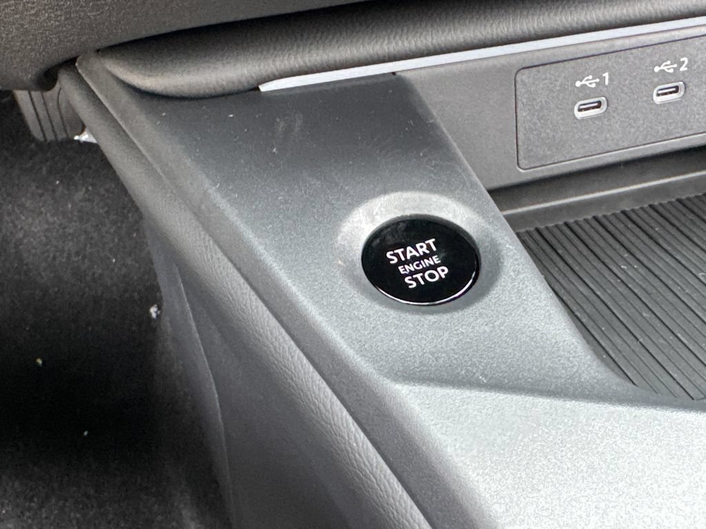 New 2026 Nissan Sentra SR w/ SR Premium Package FWD image 25