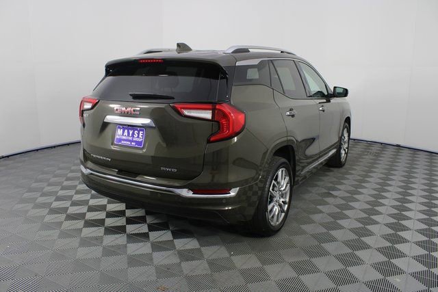 Used 2023 GMC Terrain Denali w/ Denali Premium Package image 30