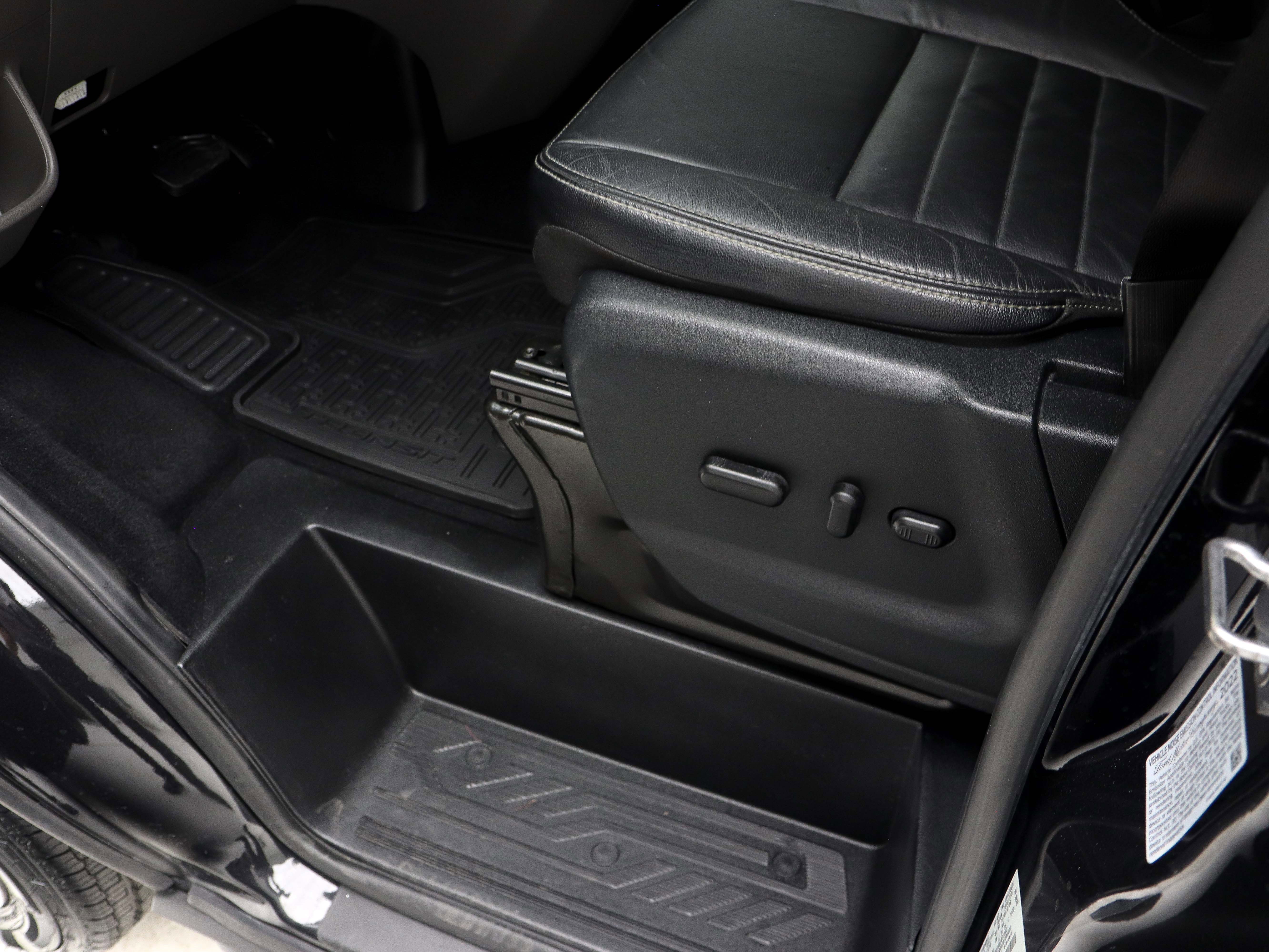 Used 2022 Ford Transit 350 XLT image 21