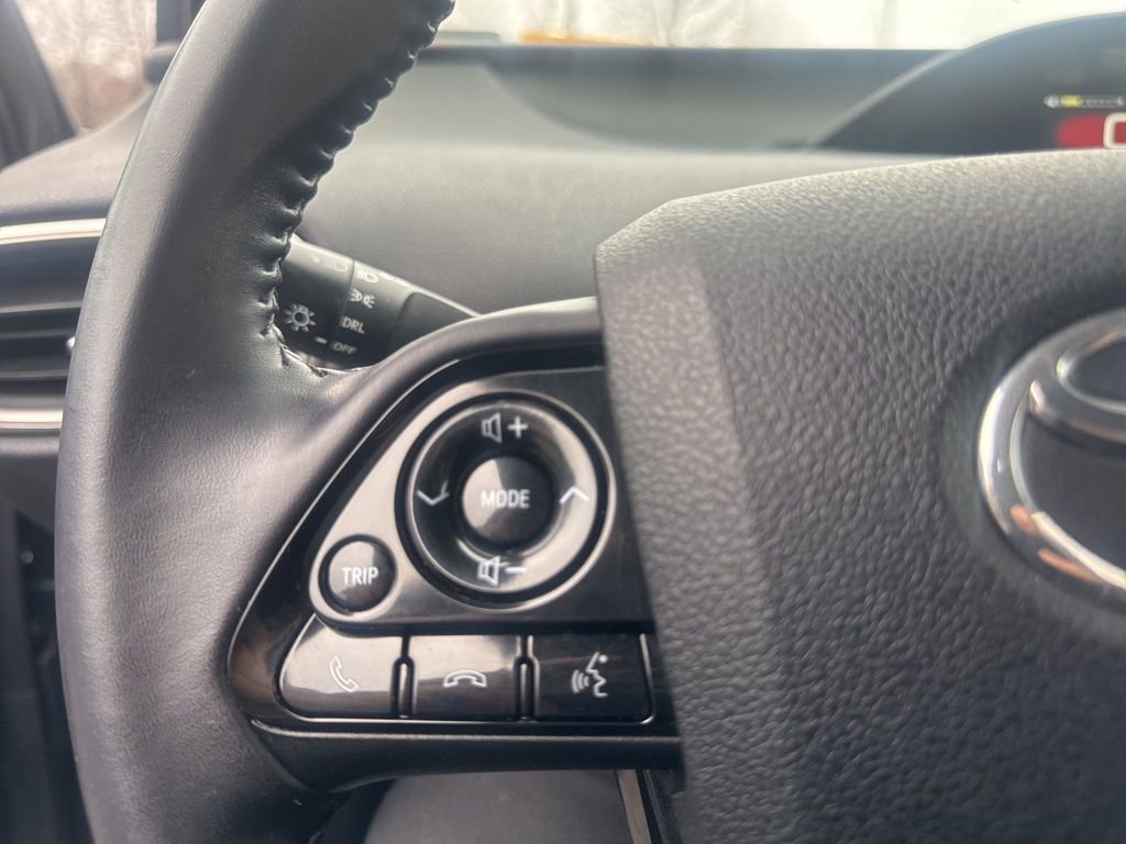Used 2020 Toyota Prius Prime LE image 20