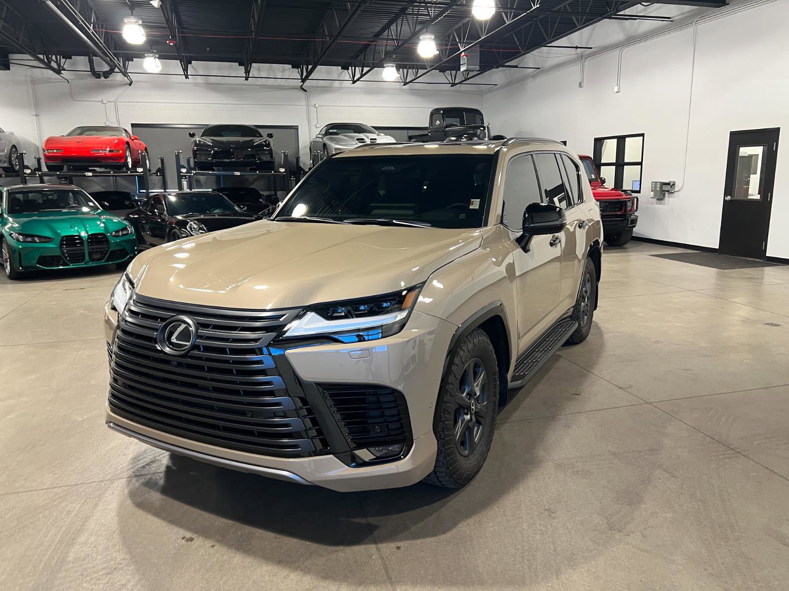 Used 2025 Lexus LX 700h Overtrail image 7