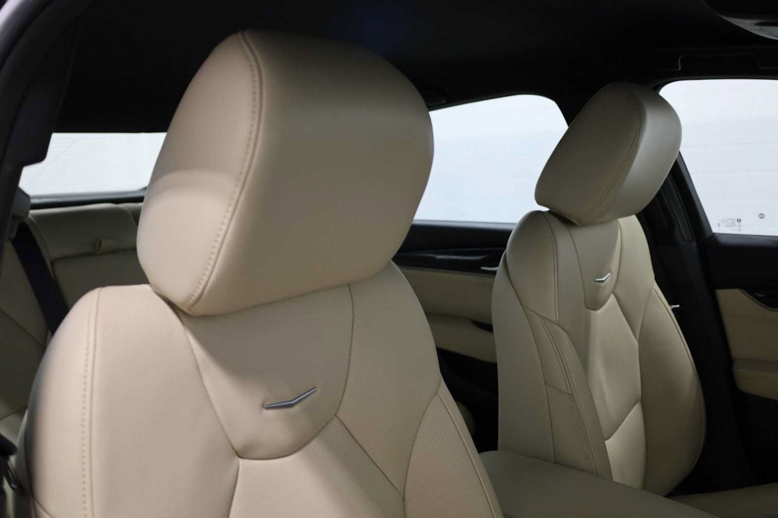Used 2023 Cadillac CT5 Luxury AWD/4WD image 20