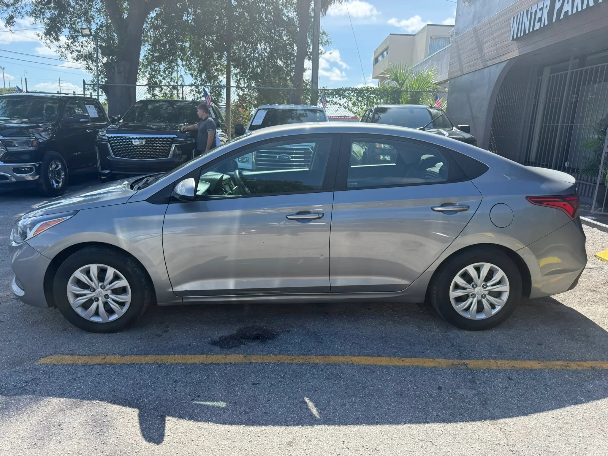 Used 2021 Hyundai Accent SE FWD image 4