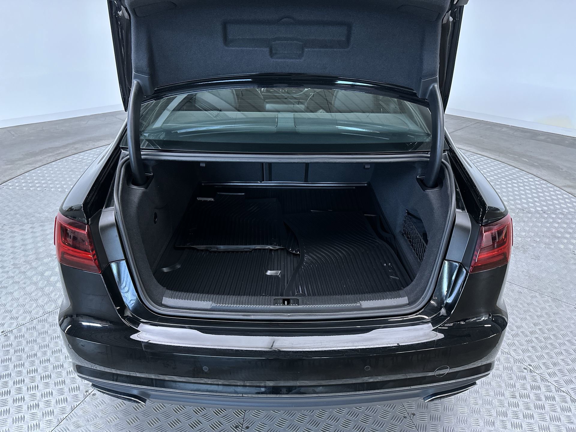 Used 2018 Audi A6 3.0T Sport AWD/4WD image 26