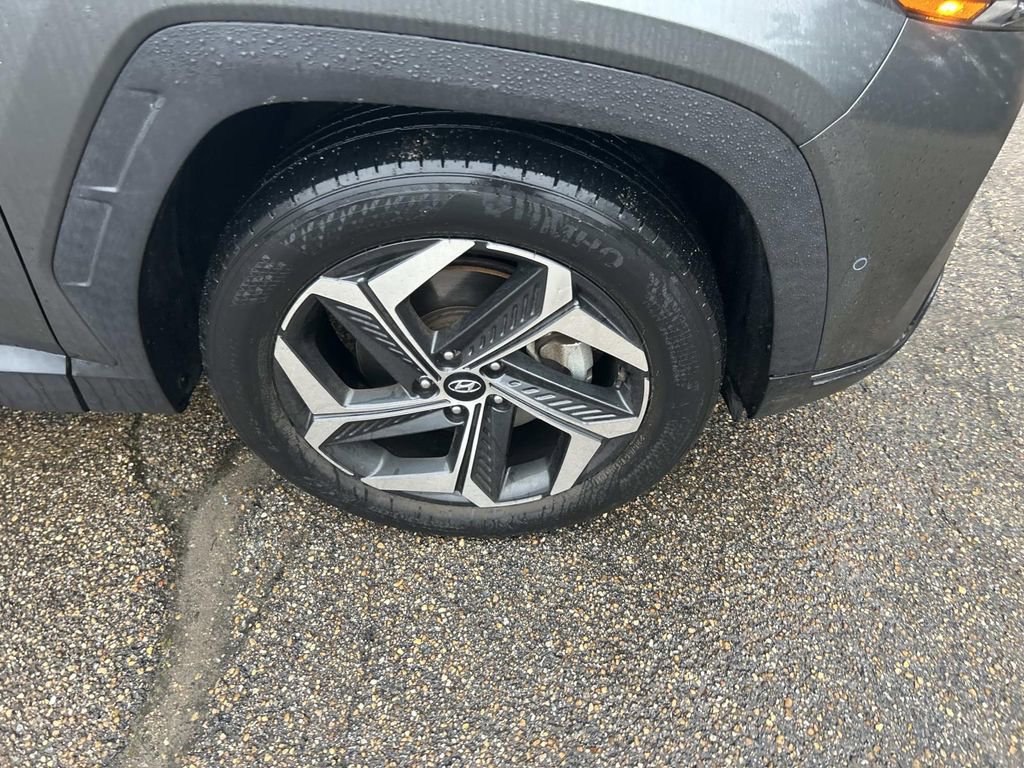 Used 2022 Hyundai Tucson Limited w/ Cargo Package image 12