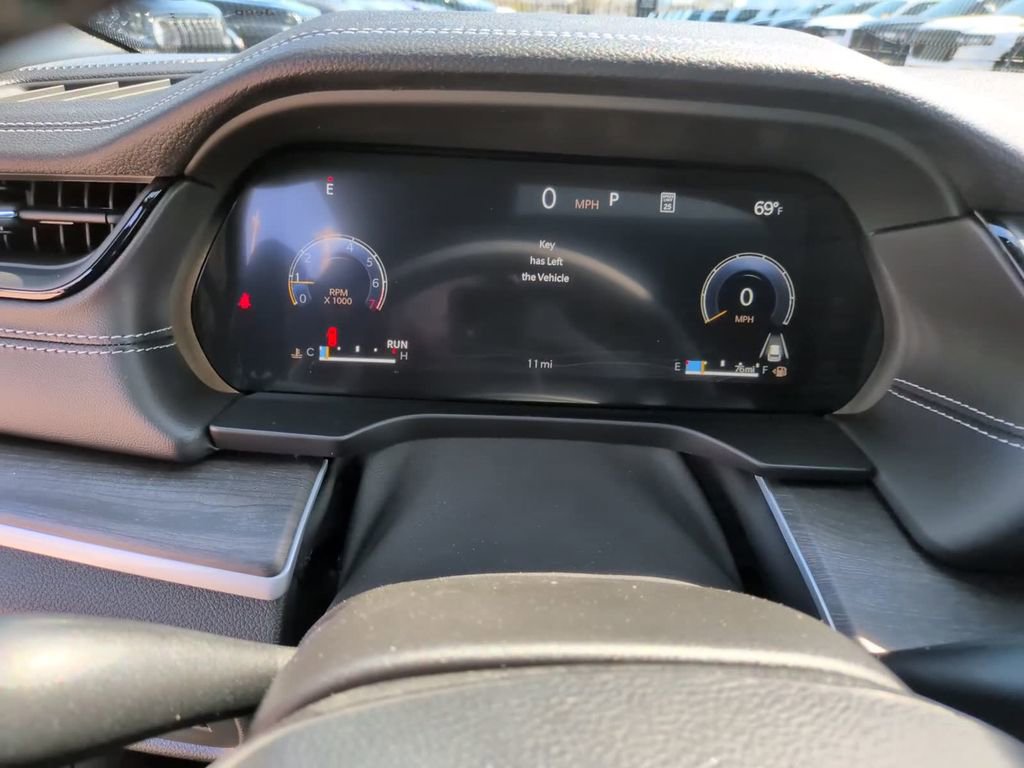 New 2026 Jeep Grand Cherokee L 4WD image 28