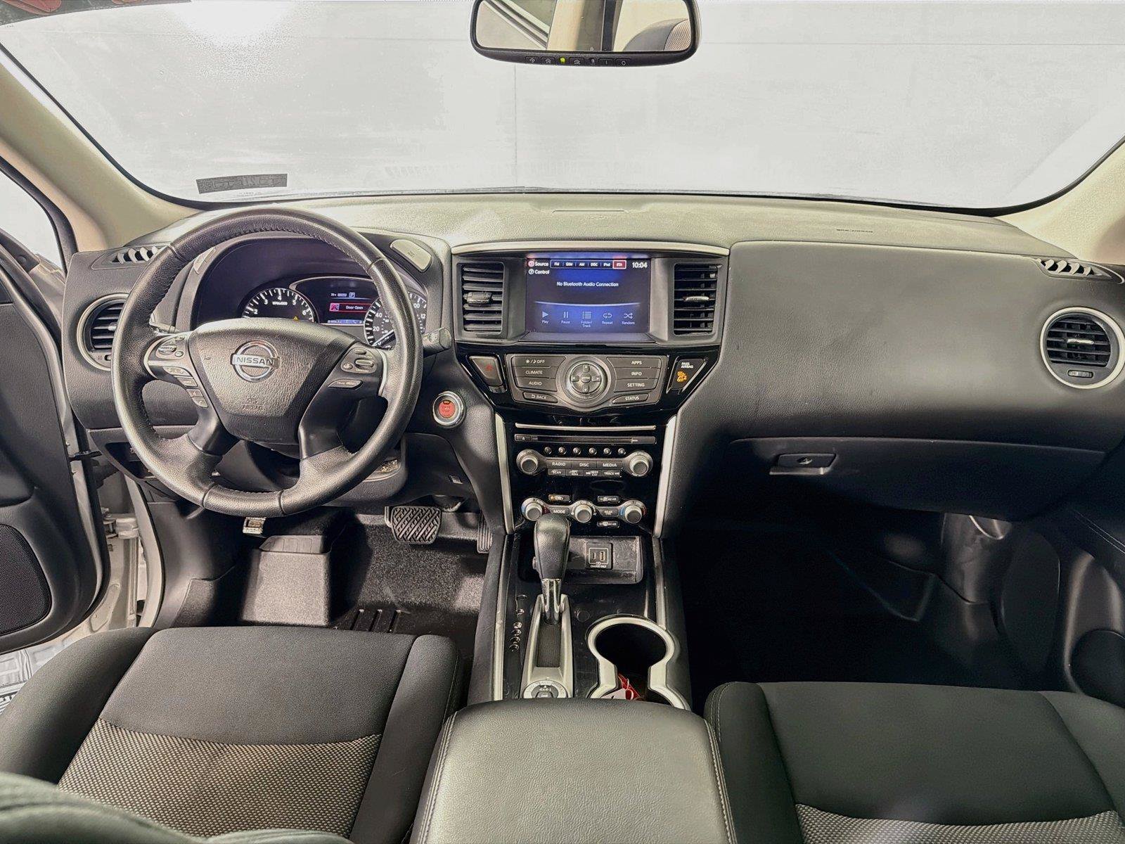 Used 2019 Nissan Pathfinder SV AWD/4WD image 25