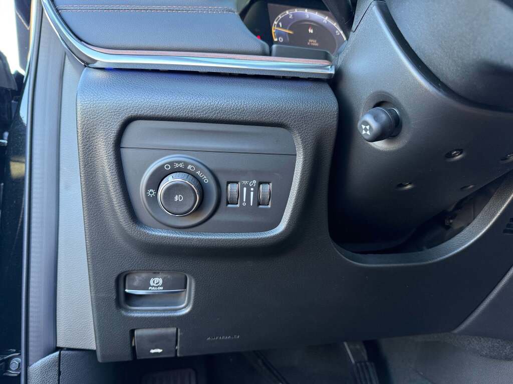 New 2025 Jeep Grand Cherokee L Summit image 27