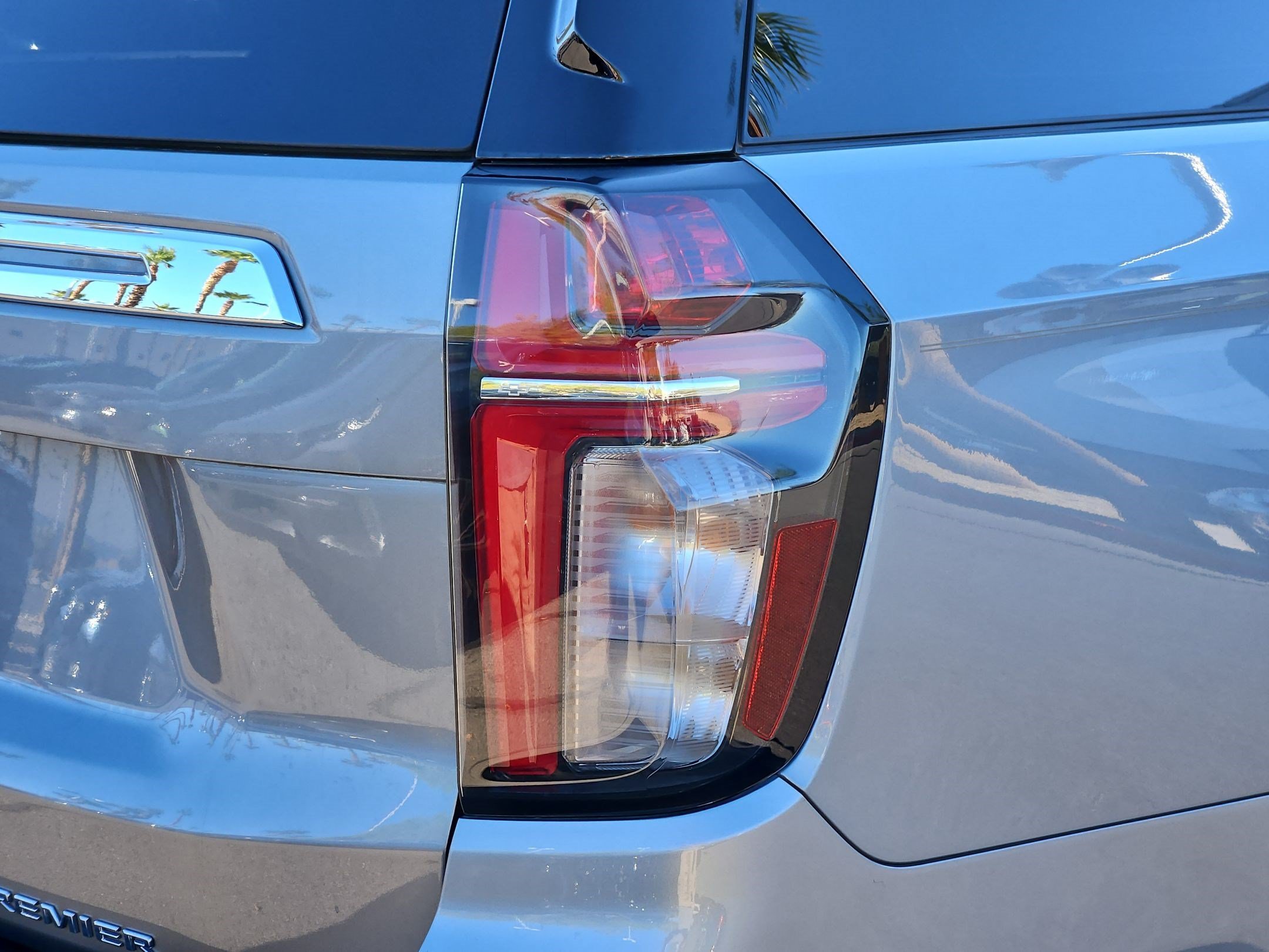 Certified 2023 Chevrolet Suburban Premier AWD/4WD image 11